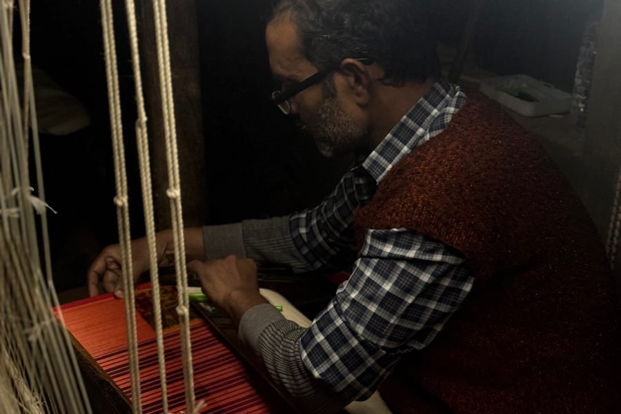Handloom silk experience in Varanasi