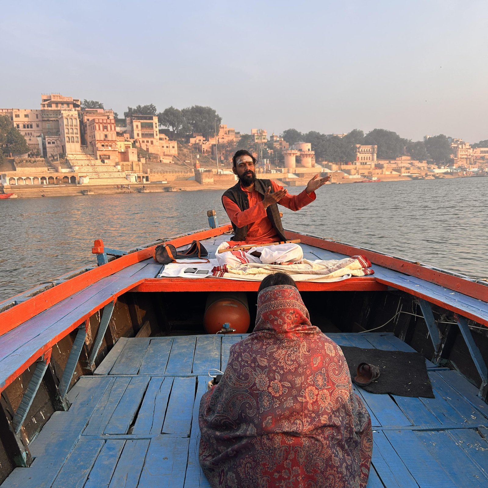 Night boat experience on the Ganga with live music