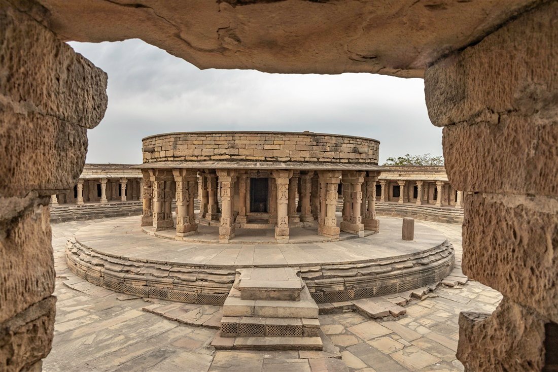 Chausath Yogini temple retreat route